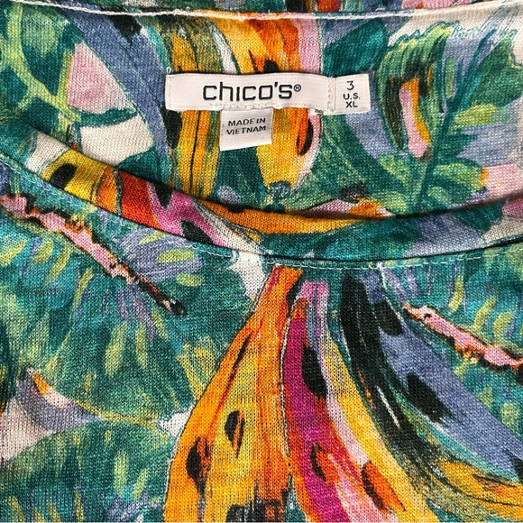 Chico's 100% Linen Tropical Banana Print Short Sleeve Top Size 3 - Picture 7 of 10